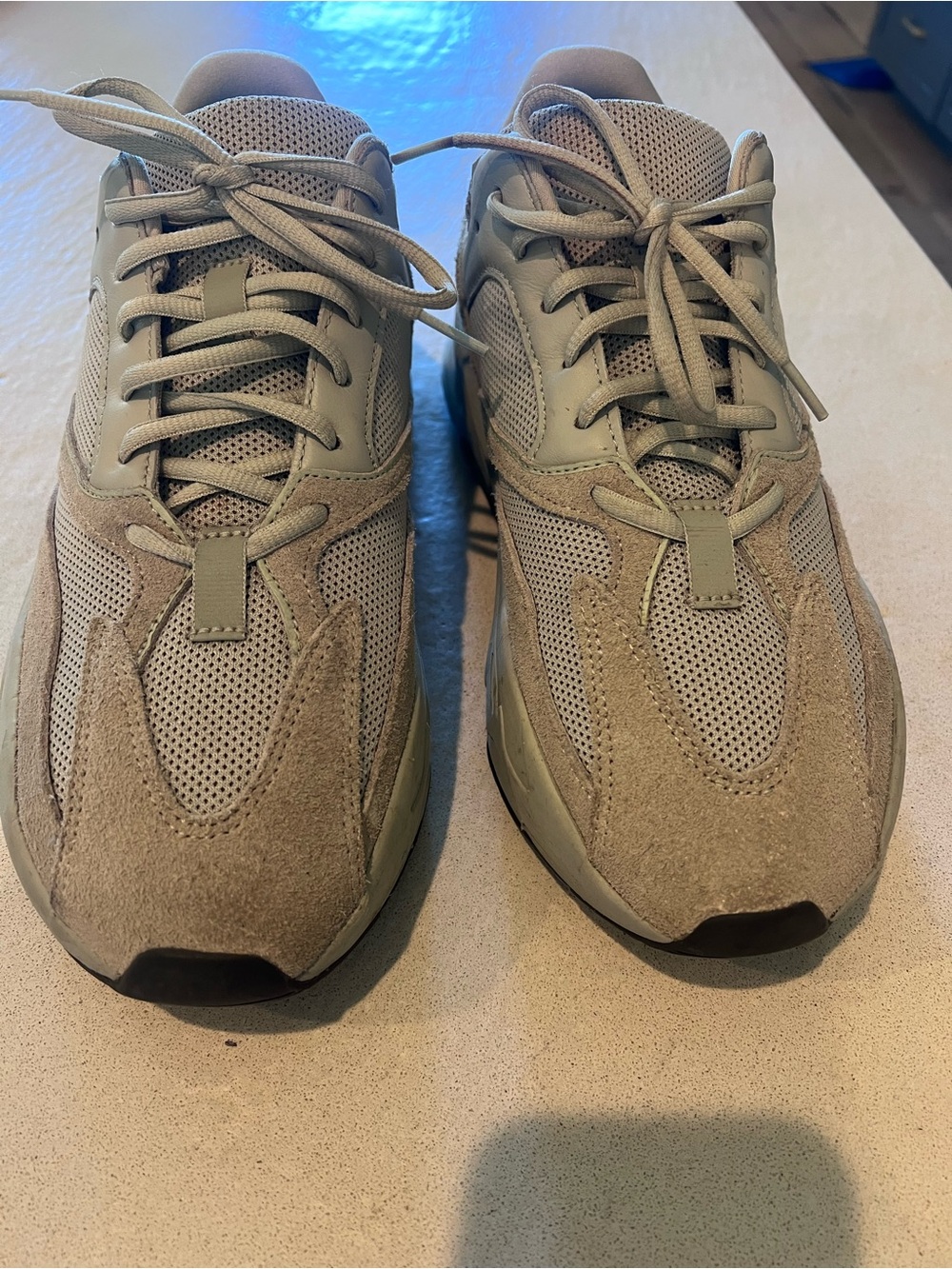 adidas Yeezy Boost 700 Low Analog EG7596 Beige/Ivory Suede Lace-Up. 10 1/2